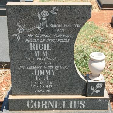 CORNELIUS G.J. 1916-1987 &amp; M.M. DAVIS 1917-1980