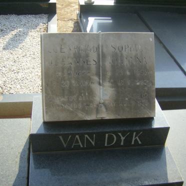 DYK Coenraad Johannes, van 1888-1976 &amp; Sophia Johanna 1897-1982