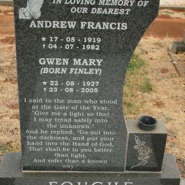 FOUCHÉ Gwen Mary nee FINLEY 1927-2005