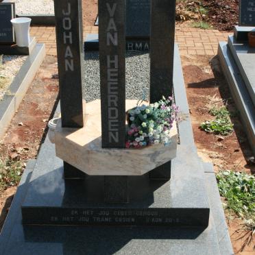 HEERDEN Johan, van 1938-1990