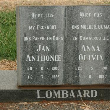 LOMBAARD Jan Anthonie 1908-1985 &amp; Anna Olivia 1911-1997