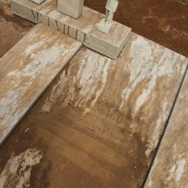 MELVILLE Ursula Magdalena 1902-1983