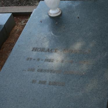 MOGGEE Horace 1922-1972