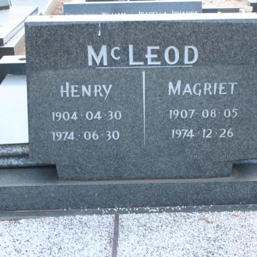 McLEOD Henry 1904-1974 &amp; Magriet 1907-1974
