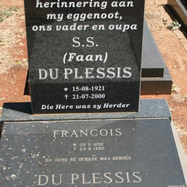 PLESSIS S.S., du 1921-2000 :: DU PLESSIS Francois 1952-1980