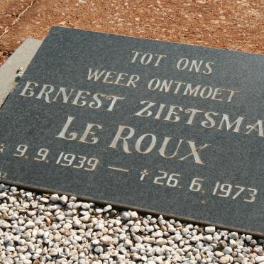 ROUX Ernest Zietsman, Le 1939-1973
