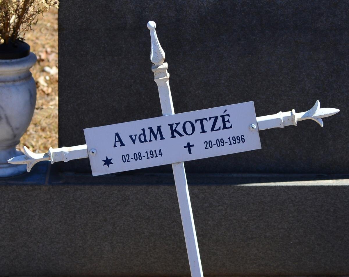 KOTZÉ A. v.d. M. 1914-1996