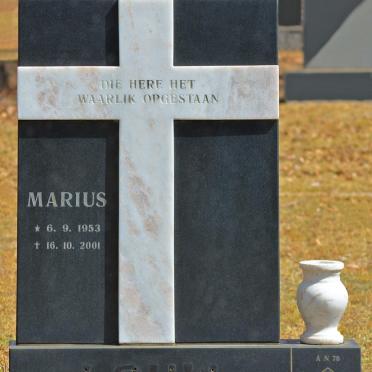 LOUW Marius 1953-2001