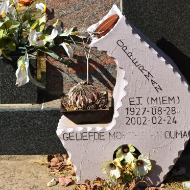 OPPERMAN E.J. 1927-2002