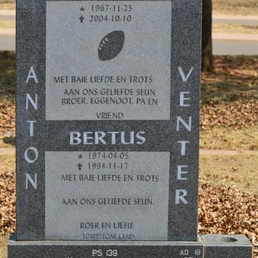VENTER Anton 1967-2004 :: VENTER Bertus 1974-1994