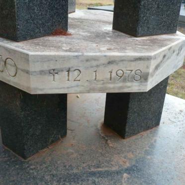 OOSTHUYSEN Theophilus Benjamin 1928-1978