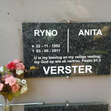 VERSTER Ryno 1952-2011 &amp; Anita
