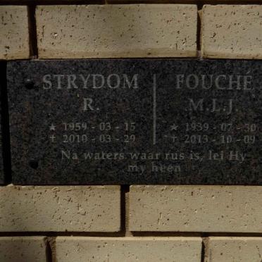 FOUCHÉ M.L.J. 1939-2013 :: STRYDOM R. 1959-2010