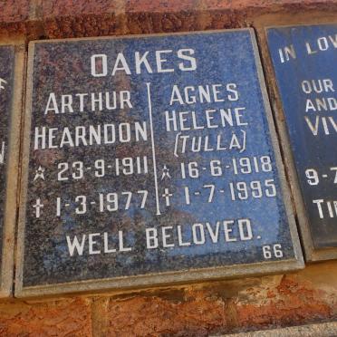 OAKES Arthur Hearndon 1911-1977 &amp; Agnes Helene 1918-1995