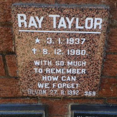TAYLOR Ray 1937-1980 :: TAYLOR Devon -1992