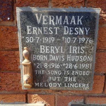 VERMAAK Ernest Desny 1919-1976 &amp; Beryl Iris DAVIS HUDSON 1916-1981