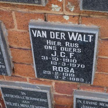 WALT J.C.F., van der 1910-1970 &amp; Rosa 1919-1983