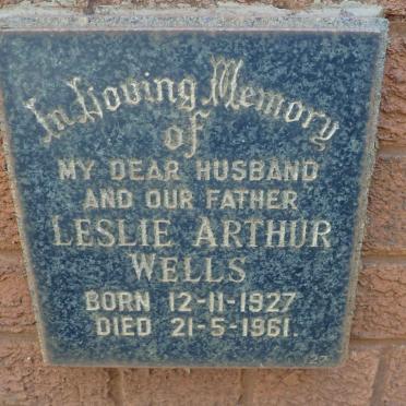 WELLS Leslie Arthur 1927-1961