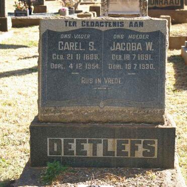 DEETLEFS Carel S. 1888-1954 &amp; Jacoba W. 1891-1930 
