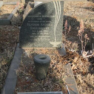 ENGELBRECHT Hendrik Andries 1906-1954 & Aletta Elizabeth DU TOIT 1900-1964