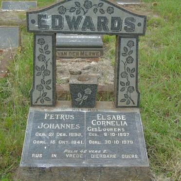 EDWARDS Petrus Johannes 1893-1941 &amp; Elsabe Cornelia LOURENS 1897-1979