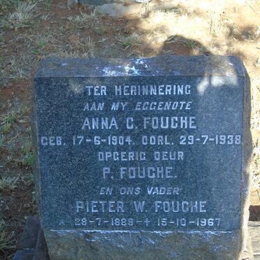 FOUCHE Pieter W. 1889-1967 & Anna C. 1904-1938