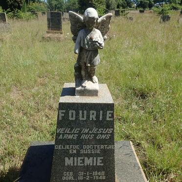 FOURIE Miemie 1948-1948