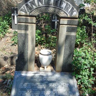 NIEKERK Frederik Johannes Hendrik, van 1906-1950 & Martha Christina 1910-2007