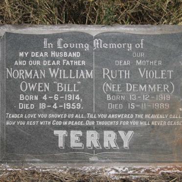 TERRY Norman William Owen 1914-1959 &amp; Ruth Violet DEMMER 1919-1989