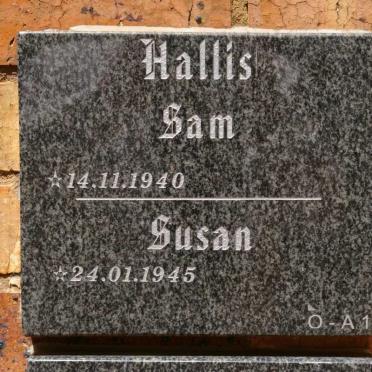 HALLIS Sam 1940- &amp; Susan 1945-