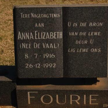 FOURIE Anna Elizabeth nee DE VAAL 1916-1992