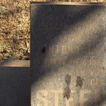 STEENKAMP Antona L. 1896-1942 &amp; Maria E. 1901-1971