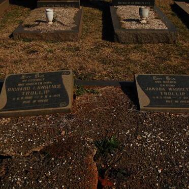 TROLLIP Richard Lawrence 1890-1971 &amp; Jakoba Magrietha 1898-1972