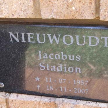 NIEUWOUDT Jacobus Stadion 1957-2007