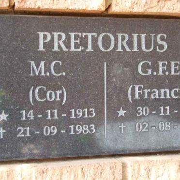 PRETORIUS M.C. 1913-1983 &amp; G.F.E. 1916-2002