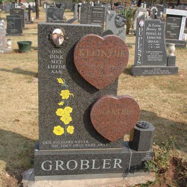 GROBLER Marthie 1940- &amp; Kleintjie 1944-1999