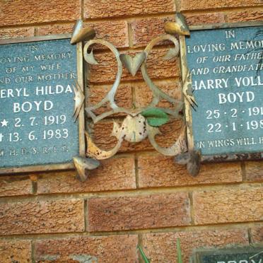 BOYD Harry Voller 1917-1985 &amp; Beryl Hilda 1919-1983