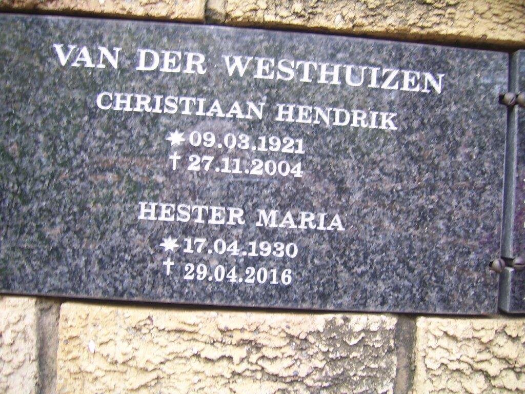 WESTHUIZEN Christiaan Hendrik, van der 1921-2004 &amp; Hester Maria 1930-2016