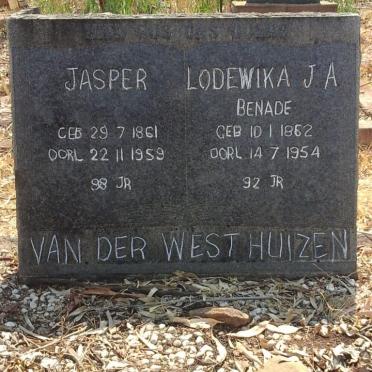 WESTHUIZEN Jasper, van der 1861-1959 &amp; Lodewika J.A. BENADE 1862-1954