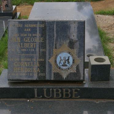 LUBBE Jan George Albert 1988-1995 :: LUBBE Cornelia Hendrina 1944-2003