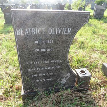 OLIVIER Beatrice 1909-2001