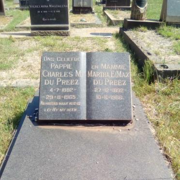 PREEZ Charles M., du 1882-1965 &amp; Martha E. 1892-1966