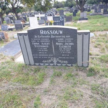 ROSSOUW Frank Albert Stephanus 1899-1988 &amp; Maria Jacoba Elizabeth OESCHGER 1898-1976