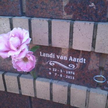 AARDT Landi, van 1974-2013