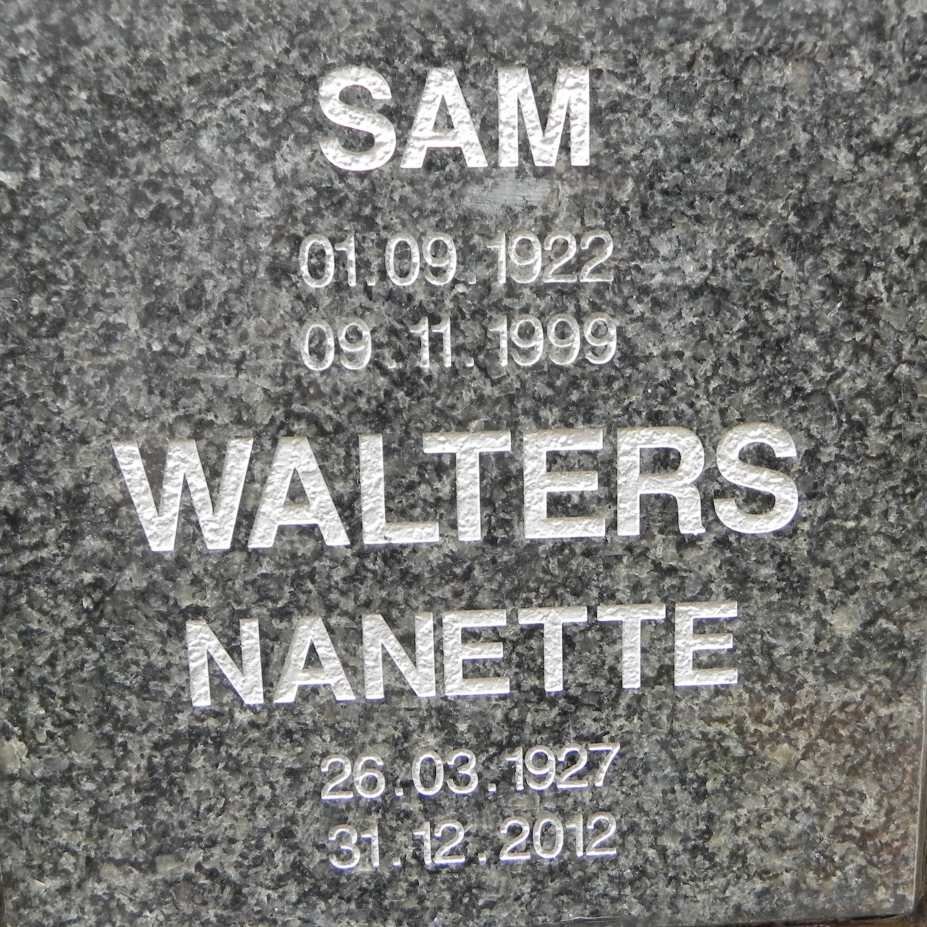 WALTERS Sam 1922-1999 &amp; Nanette 1927-2012