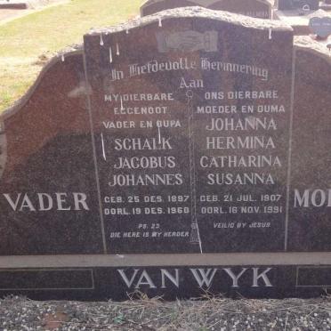 WYK Schalk Jacobus Johannes, van 1897-1960 &amp; Johanna Hermina Catharina Susanna 1907-1991