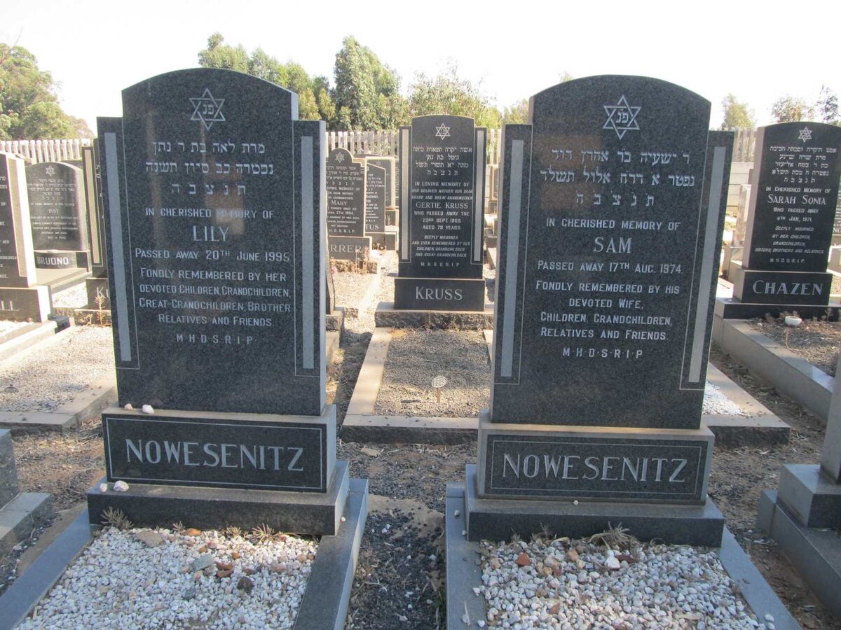 NOWESENITZ Sam -1974 &amp; Lily -1995