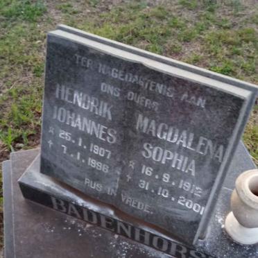 BADENHORST Hendrik Johannes 1907-1996 &amp; Magdalena Sophia 1912-2001