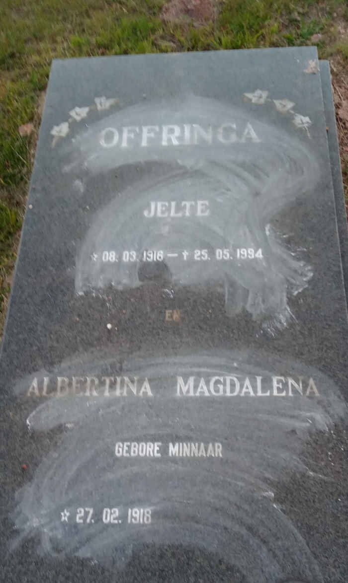 OFFRINGA Jelte 1916-1994 &amp; Albertina Magdalena MINNAAR 1918-