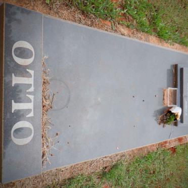 OTTO Neels 1943-2013 &amp; Lettie 1945-